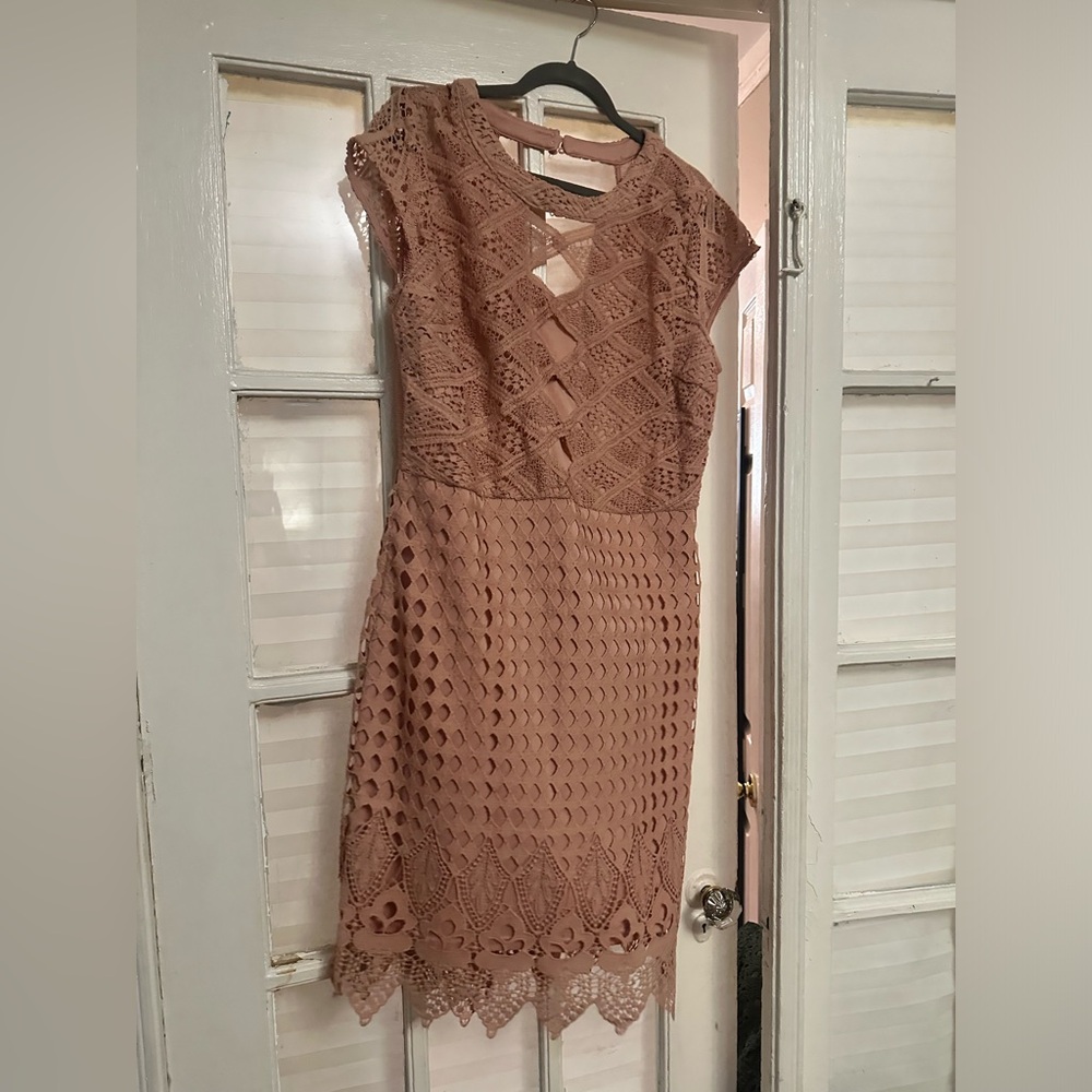 Soieblu Pink Flutter Sleeve V-Neck Sheath Dress